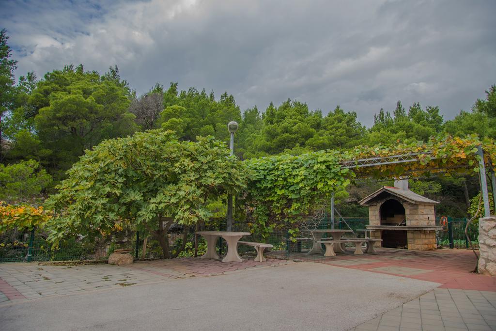 Apartments Nina 普罗马尼亚 外观 照片